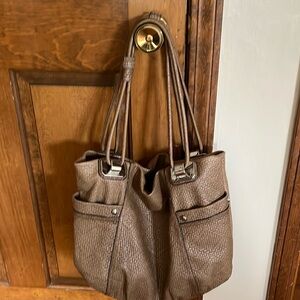 B Makowsky purse excellent condition